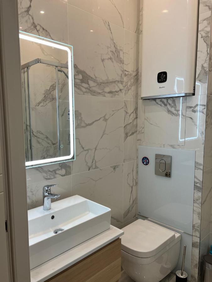 Newly Renovated Luxury Suite In The Center Of Cannes Exterior photo