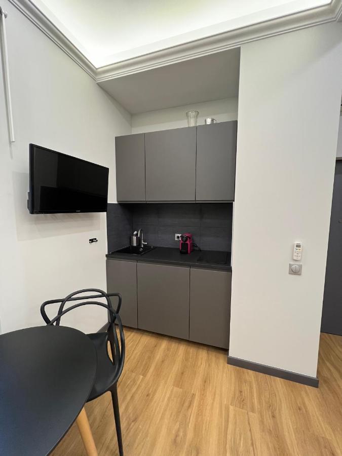 Newly Renovated Luxury Suite In The Center Of Cannes Exterior photo